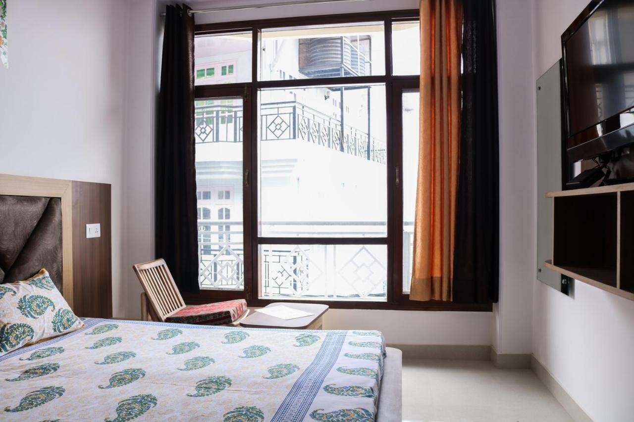 Sai Alok Homestay Шимла Екстериор снимка